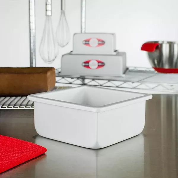 Fat Daddio's Square Cake Pan